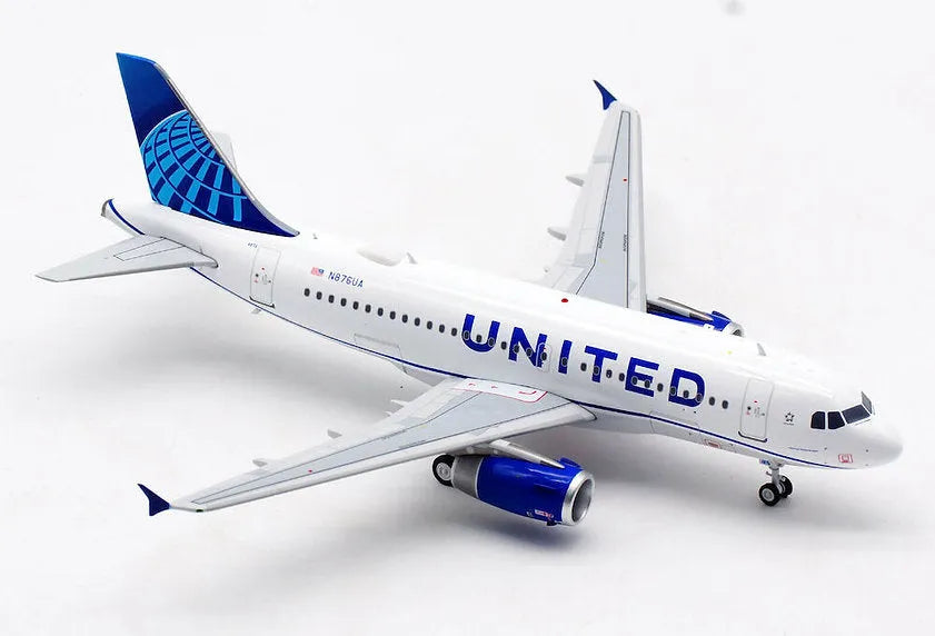 INFLIGHT 200 UNITED AIRLINES A319-132 REG: N876UA