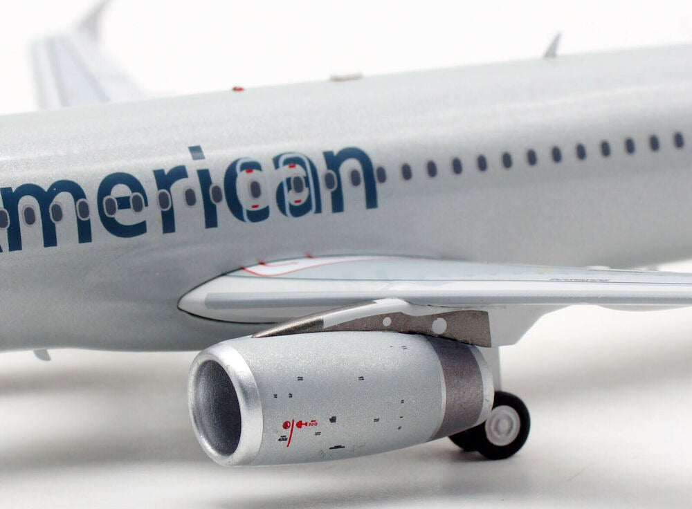 INFLIGHT 200 A320-232 AMERICAN AIRLINES REG: N667AW