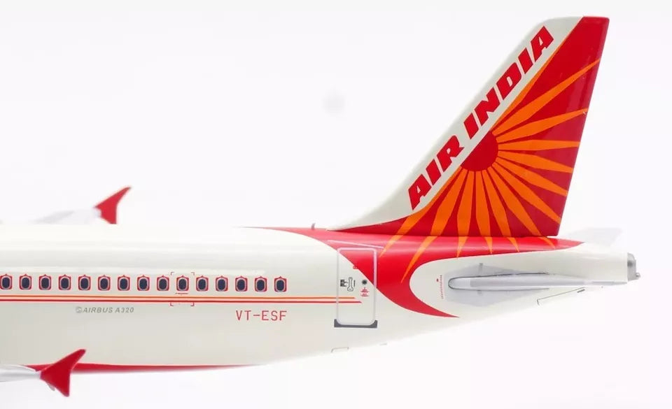 INFLIGHT 200 A320-231 AIR INDIA REG: VT-ESF