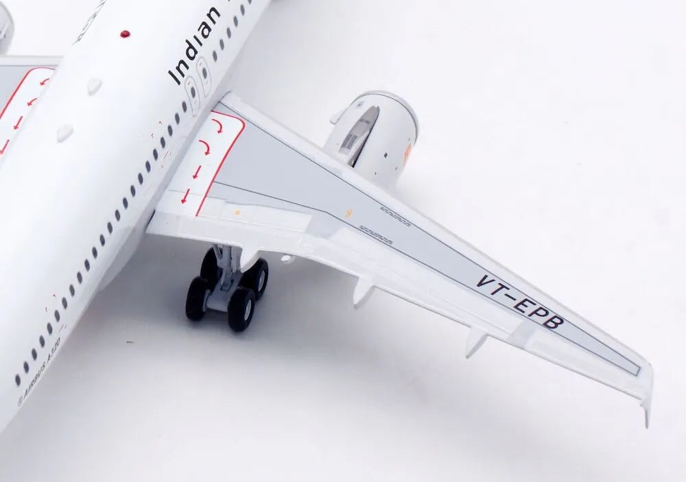 INFLIGHT 200 A320-231 INDIAN AIRLINES REG: VT-EPB