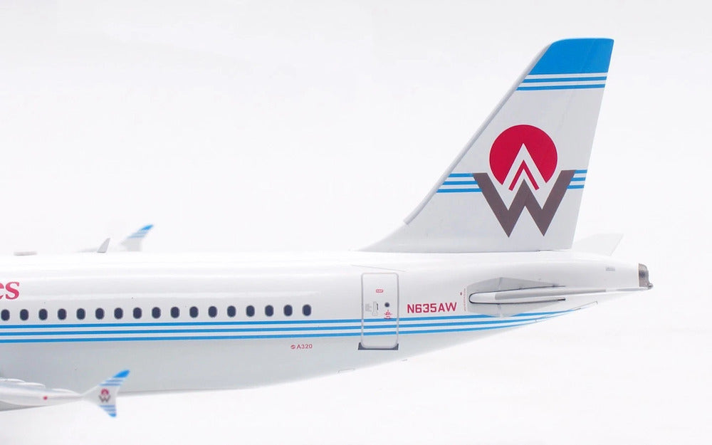 INFLIGHT 200 A320-231 AMERICA WEST AIRLINES REG: N635AW