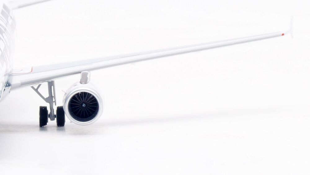 INFLIGHT 200 A320-231 BRANIFF INTERNATIONAL AIRWAYS REG: N902BN