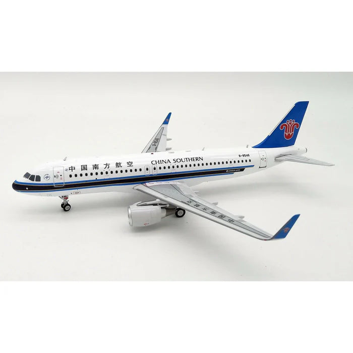 INFLIGHT 200 A320-200 CHINA SOUTHERN AIRLINES REG: B-8546