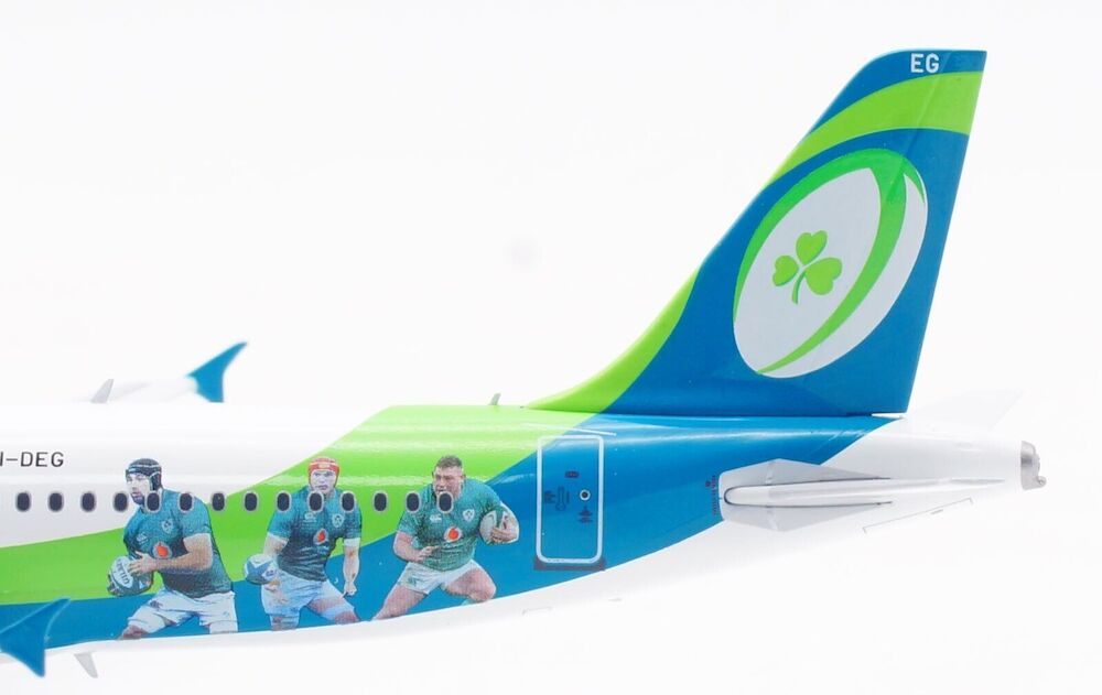INFLIGHT 200 A320-214 AER LINGUS "IRISH RUGBY TEAM" REG: EI-DEG
