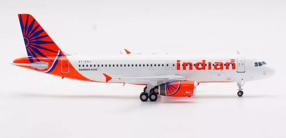 INFLIGHT 200 A320-231 INDIAN AIRLINES REG: VT-ESF