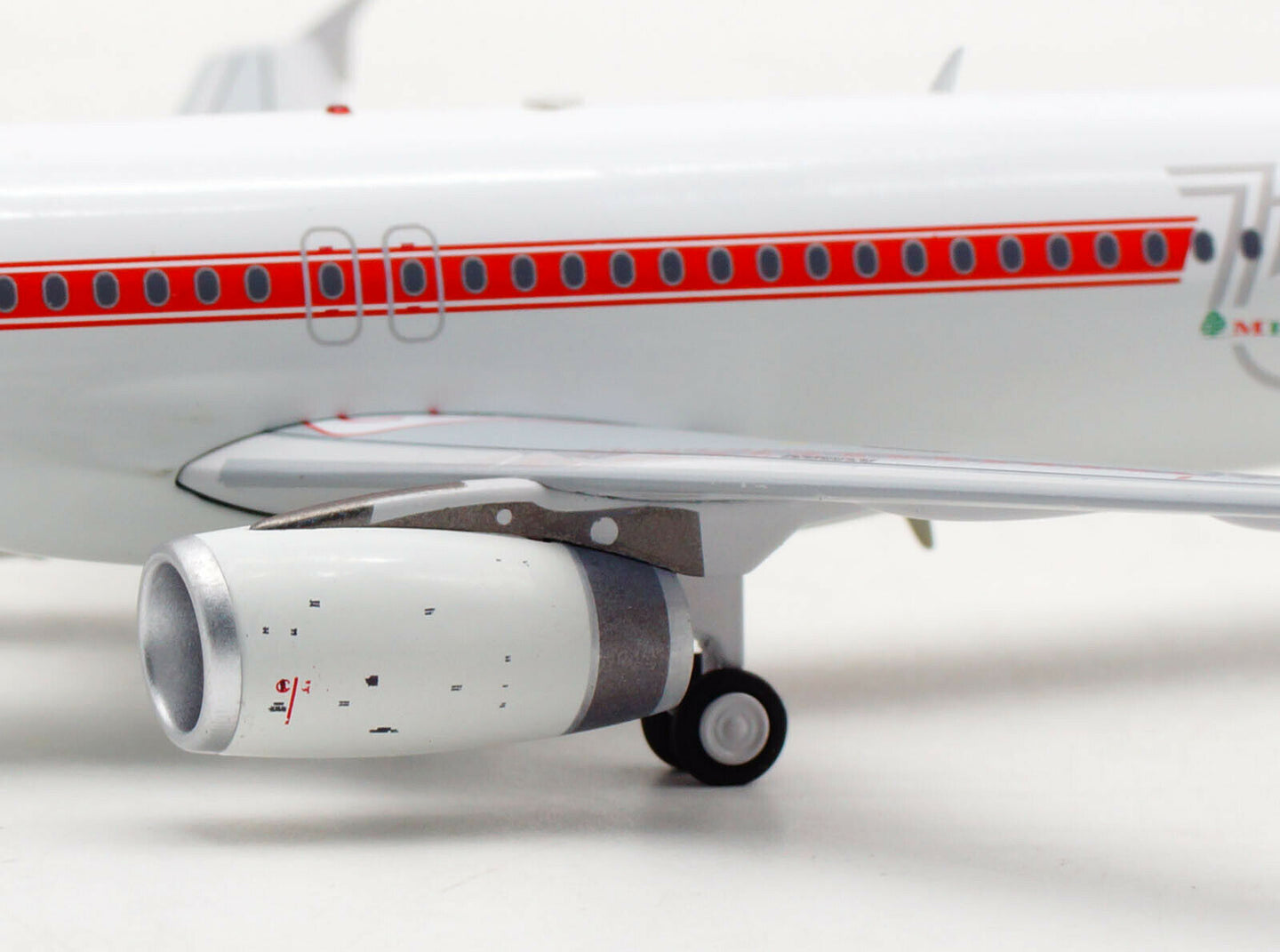 INFLIGHT 200 A320 MIDDLE EAST AIRLINES (MEA) "75TH ANNIVERSARY SCHEME" REG: OD-MRT