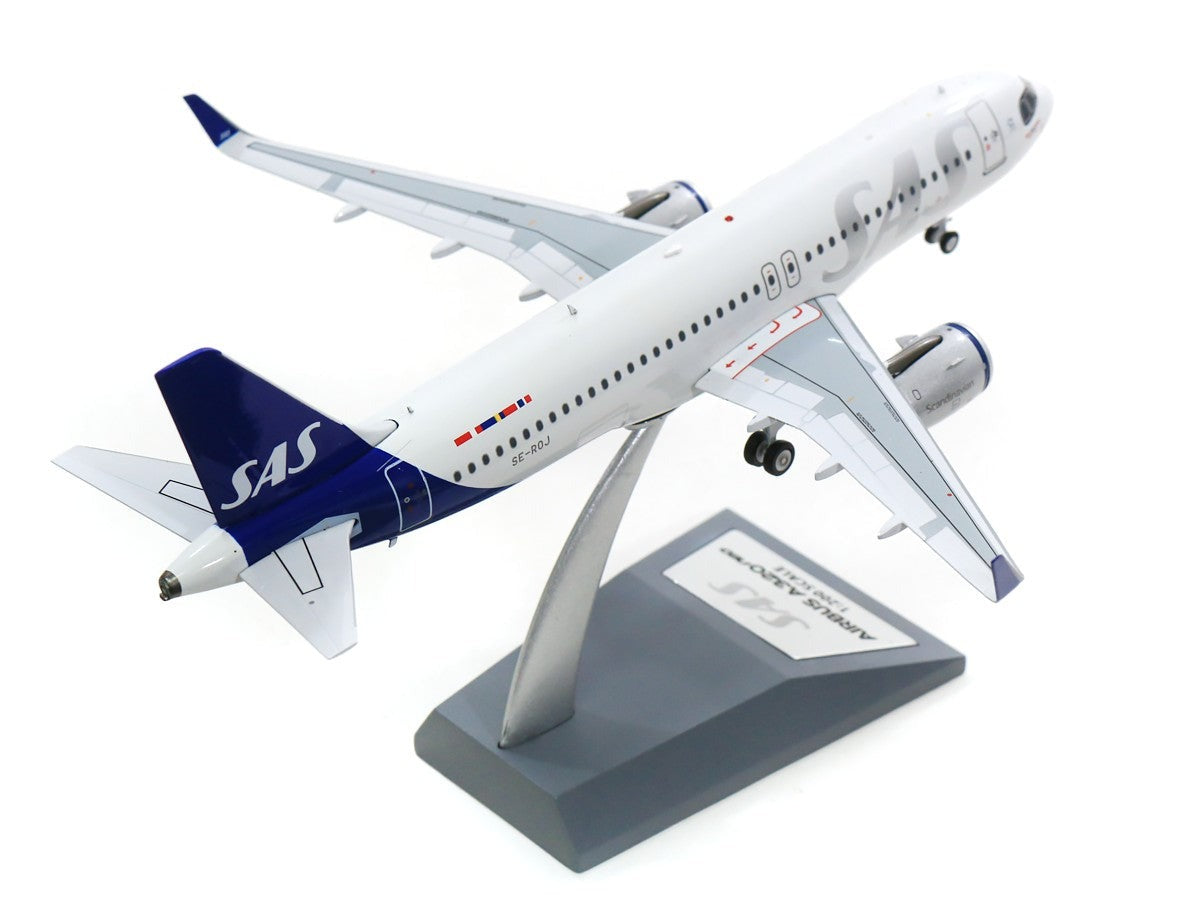 INFLIGHT200 A320 SCANDINAVIAN AIRLINES SAS REG: SE-ROJ