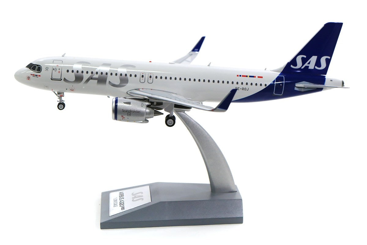 INFLIGHT200 A320 SCANDINAVIAN AIRLINES SAS REG: SE-ROJ