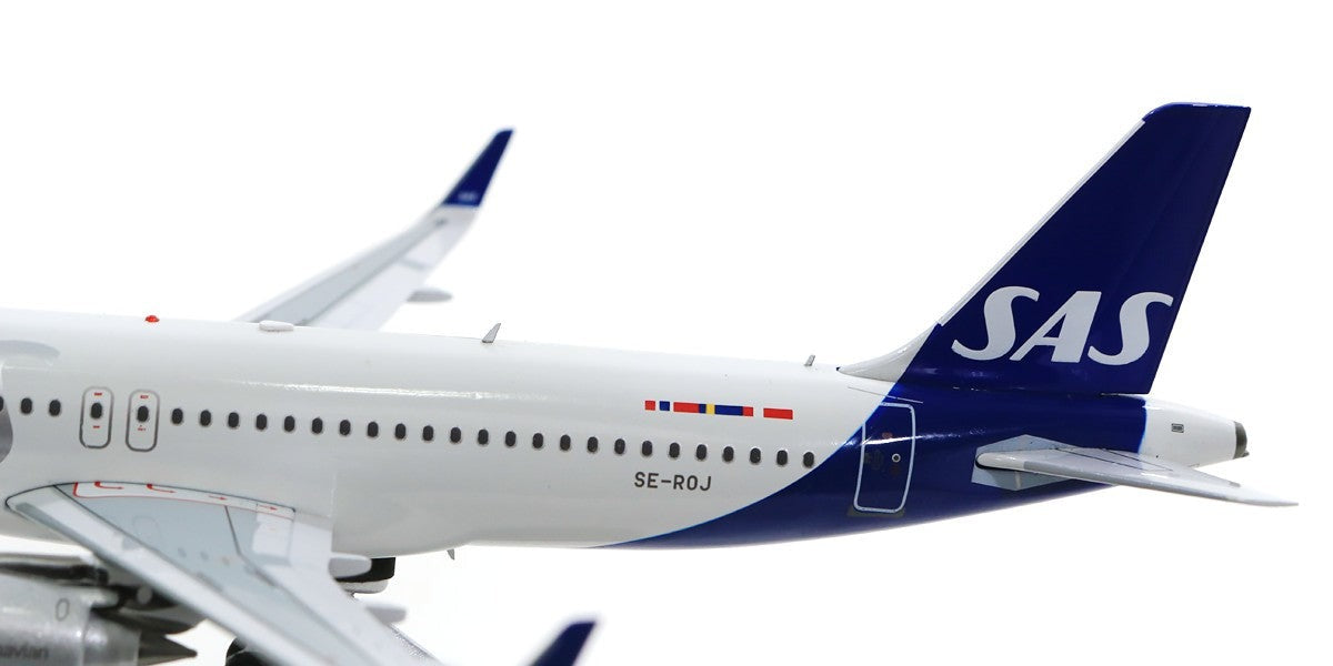 INFLIGHT200 A320 SCANDINAVIAN AIRLINES SAS REG: SE-ROJ