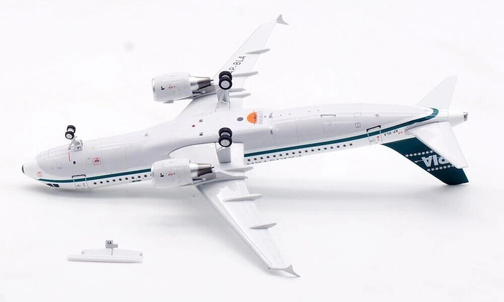 INFLIGHT 200 IA320-214 PAKISTAN INTERNATIONAL AIRLINES (PIA) REG: AP-BLA