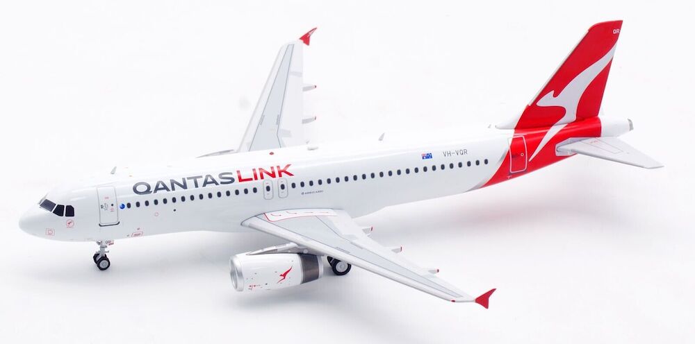 INFLIGHT 200 A320-232 QANTASLINK REG: VH-VQR
