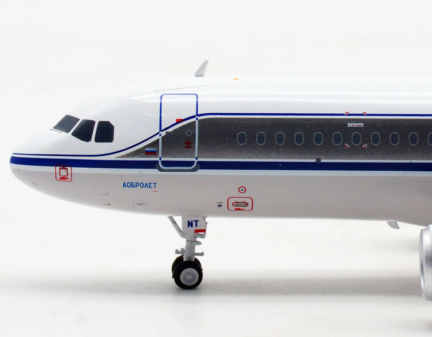 INFLIGHT 200 A320-214 AEROFLOT RUSSIAN AIRLINES REG: VP-BNT