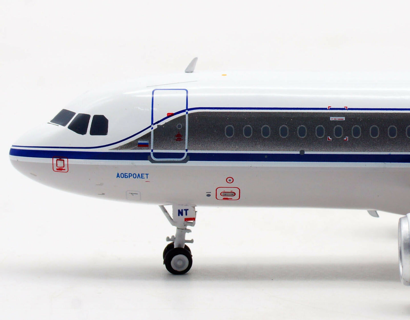 INFLIGHT 200 A320-214 AEROFLOT RUSSIAN AIRLINES REG: VP-BNT