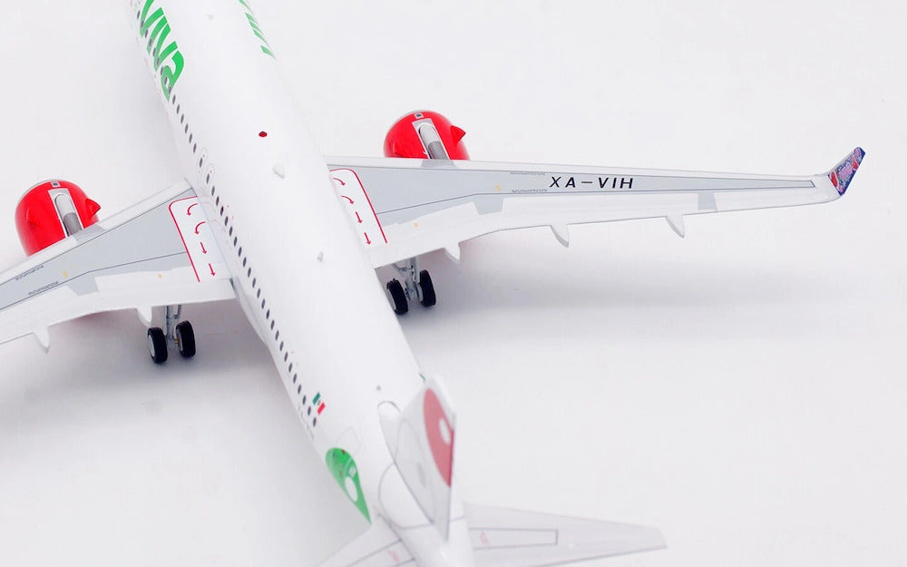 INFLIGHT 200  A320-271N VIVAAEROBUS REG: XA-VIH