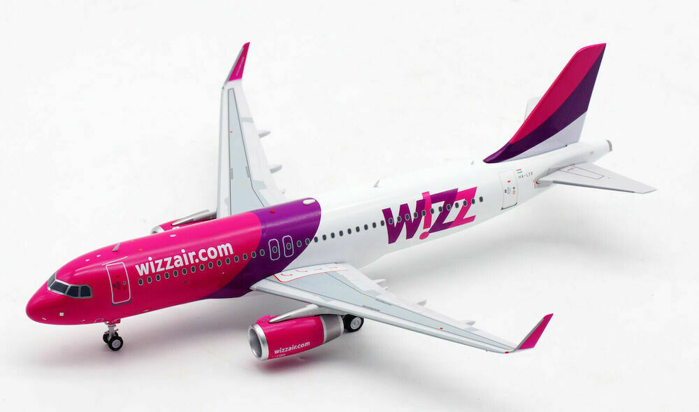 INFLIGHT 200 A320-232 WIZZ AIR REG: HA-LYF