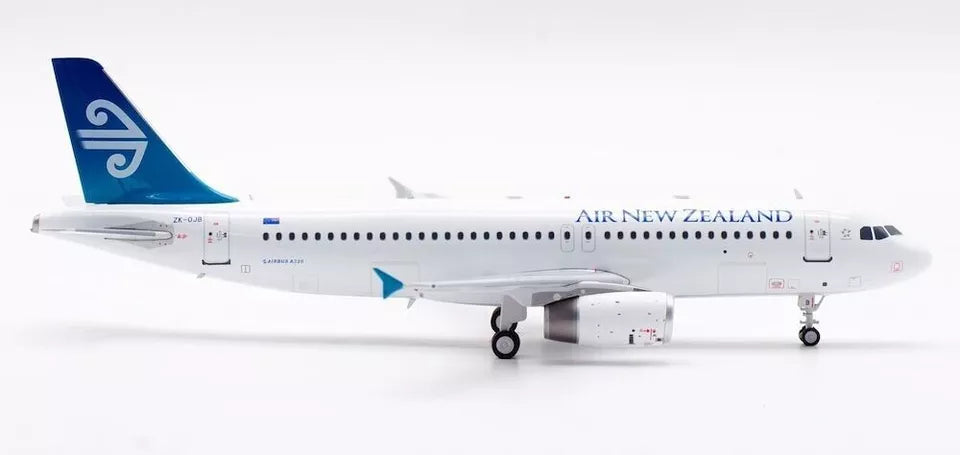 INFLIGHT 200 A320-232 AIR NEW ZEALAND REG: ZK-OJB