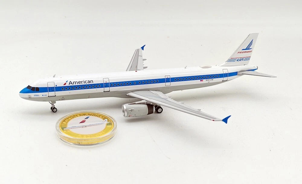 INFLIGHT 200 A321-231 AMERICAN AIRLINES REG: N581UW AND COLLECTORS COIN