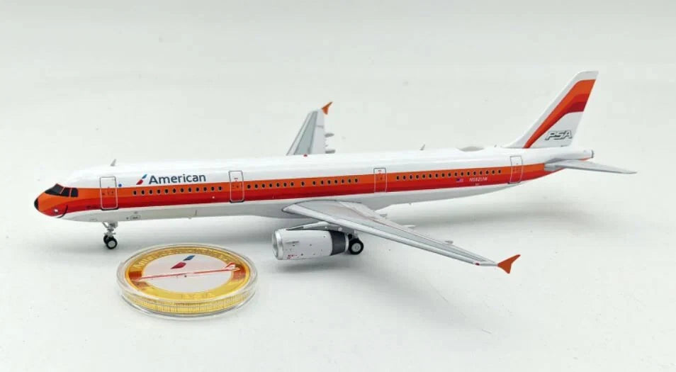INFLIGHT 200 A321-231 AMERICAN AIRLINES REG: N582UW AND COLLECTORS COIN