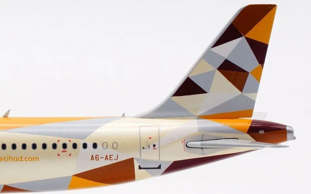INFLIGHT 200 A321-231 ETIHAD AIRWAYS REG: A6-AEJ
