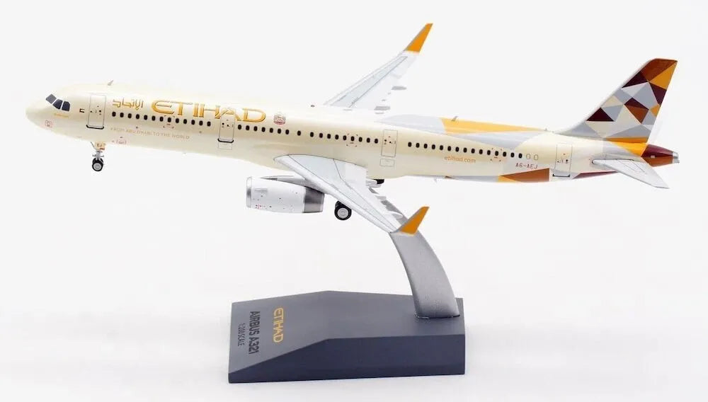 INFLIGHT 200 A321-231 ETIHAD AIRWAYS REG: A6-AEJ