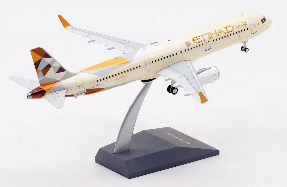 INFLIGHT 200 A321-231 ETIHAD AIRWAYS REG: A6-AEJ