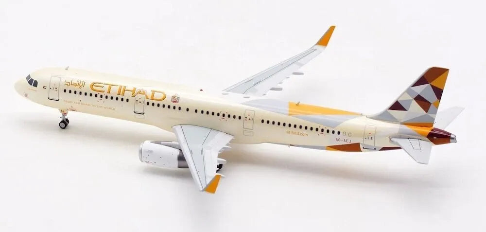 INFLIGHT 200 A321-231 ETIHAD AIRWAYS REG: A6-AEJ