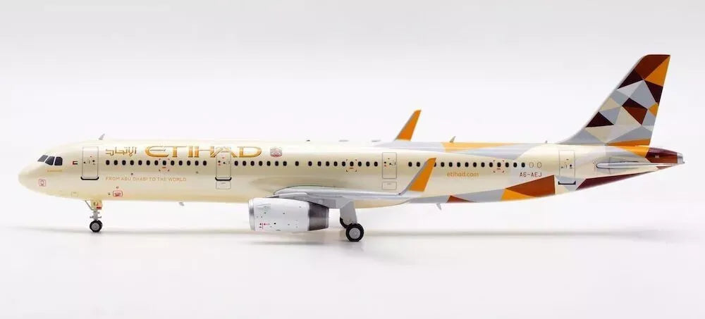 INFLIGHT 200 A321-231 ETIHAD AIRWAYS REG: A6-AEJ