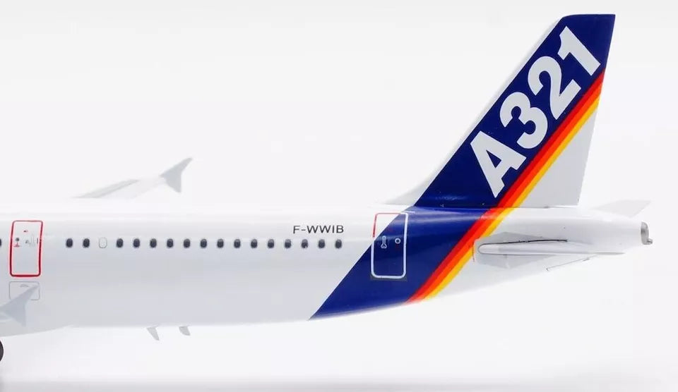 INFLIGHT 200 A321-111 AIRBUS REG: F-WWIB