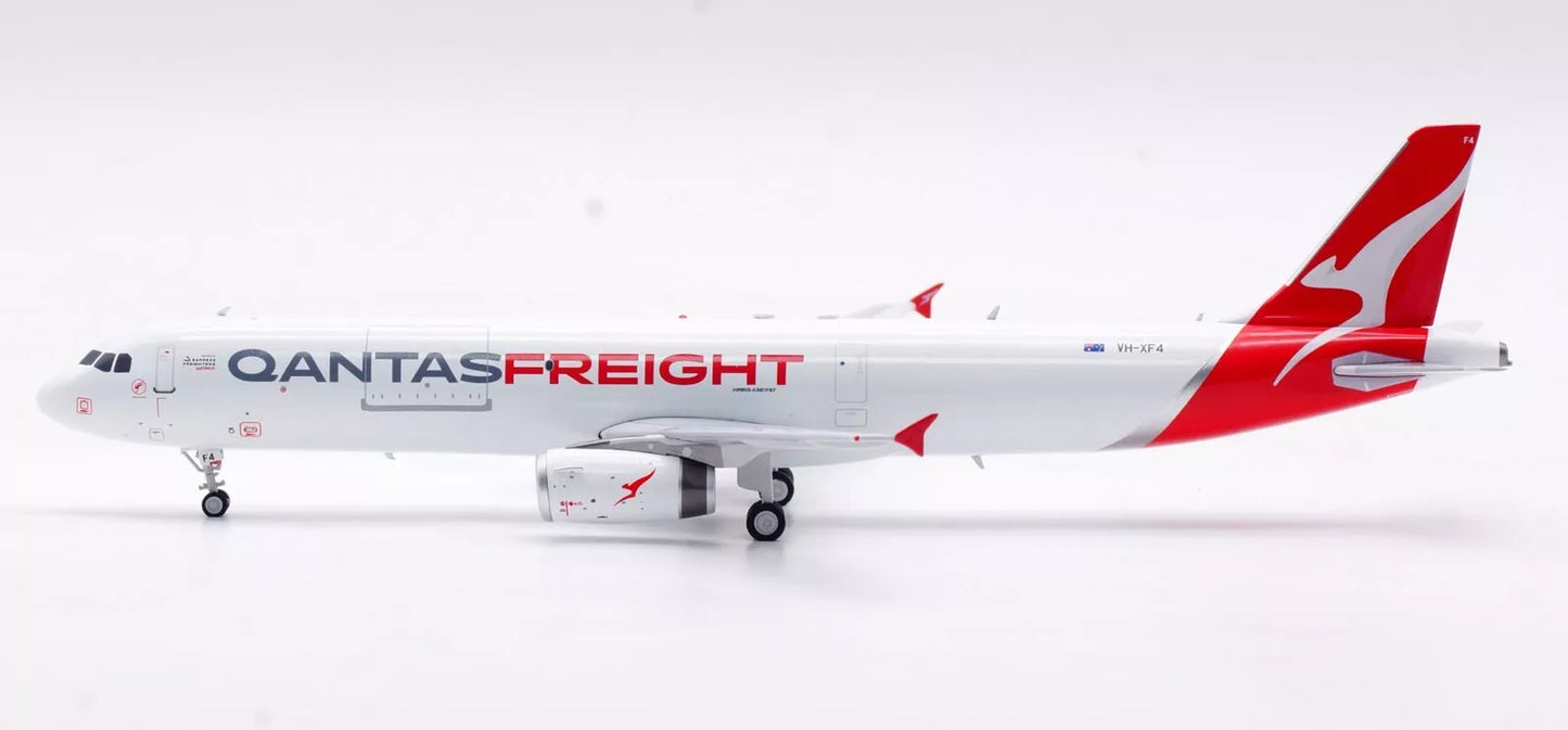 INFLIGHT 200 A321-200 QANTAS FREIGHT (EXPRESS FREIGHTERS AUSTRALIA) REG: VH-XF4