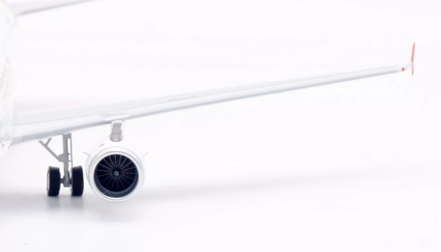 INFLIGHT 200 A321-200 QANTAS FREIGHT (EXPRESS FREIGHTERS AUSTRALIA) REG: VH-XF4