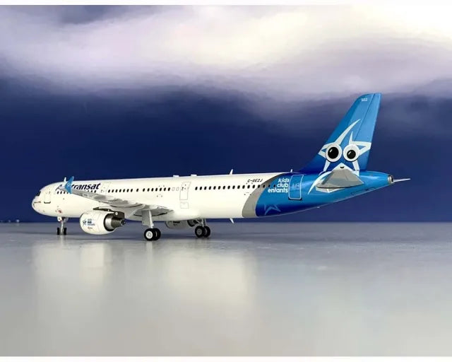 INFLIGHT 200 AIR TRANSAT A321-211 REG: C-GEZJ
