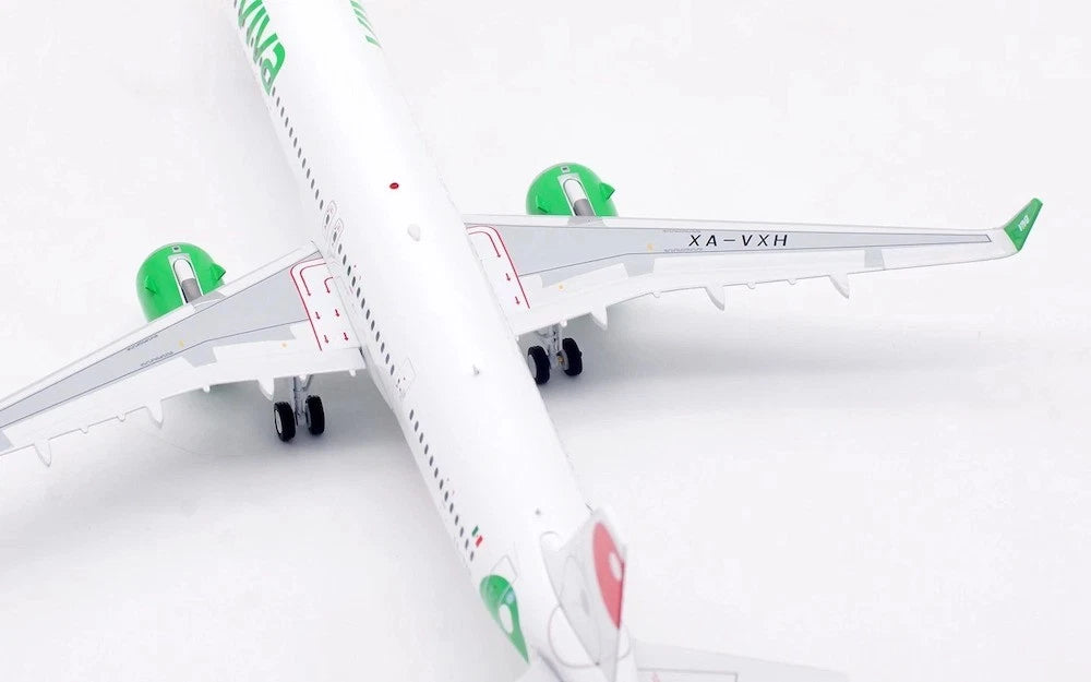 INFLIGHT 200 A321-271NXLR VIVA AEROBUS REG: XA-VXH WITH STAND (LIMITED 60 MODELS)