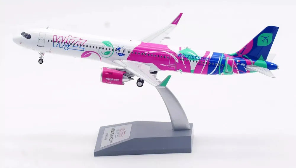 INFLIGHT 200 A321-271NX WIZZ AIR MALTA "FLY THE GREENEST" REG: 9H-WNM