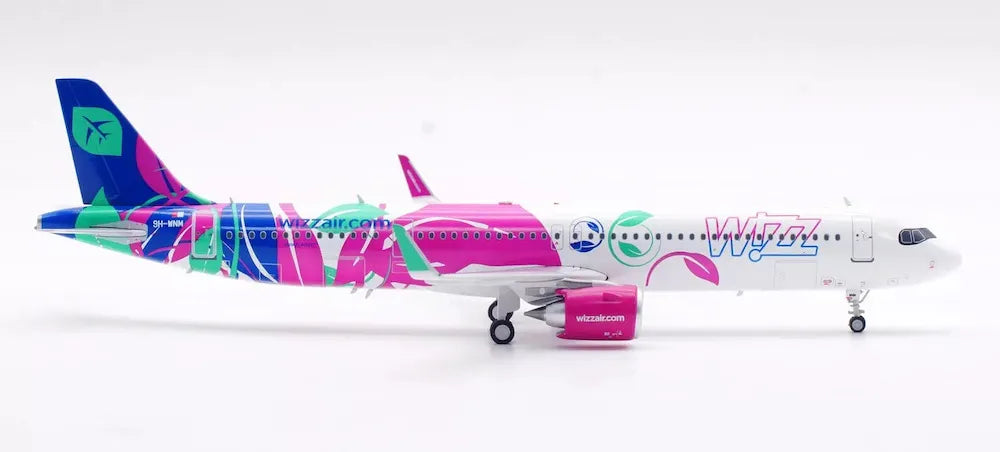 INFLIGHT 200 A321-271NX WIZZ AIR MALTA "FLY THE GREENEST" REG: 9H-WNM