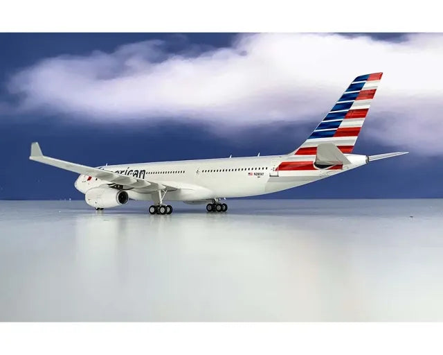INFLIGHT 200 AMERICAN AIRLINES A330-200 REG: N280AY