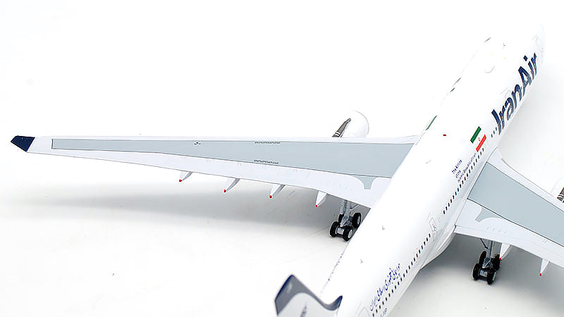 INFLIGHT 200 A330-200 IRAN AIR REG: EP-IJB
