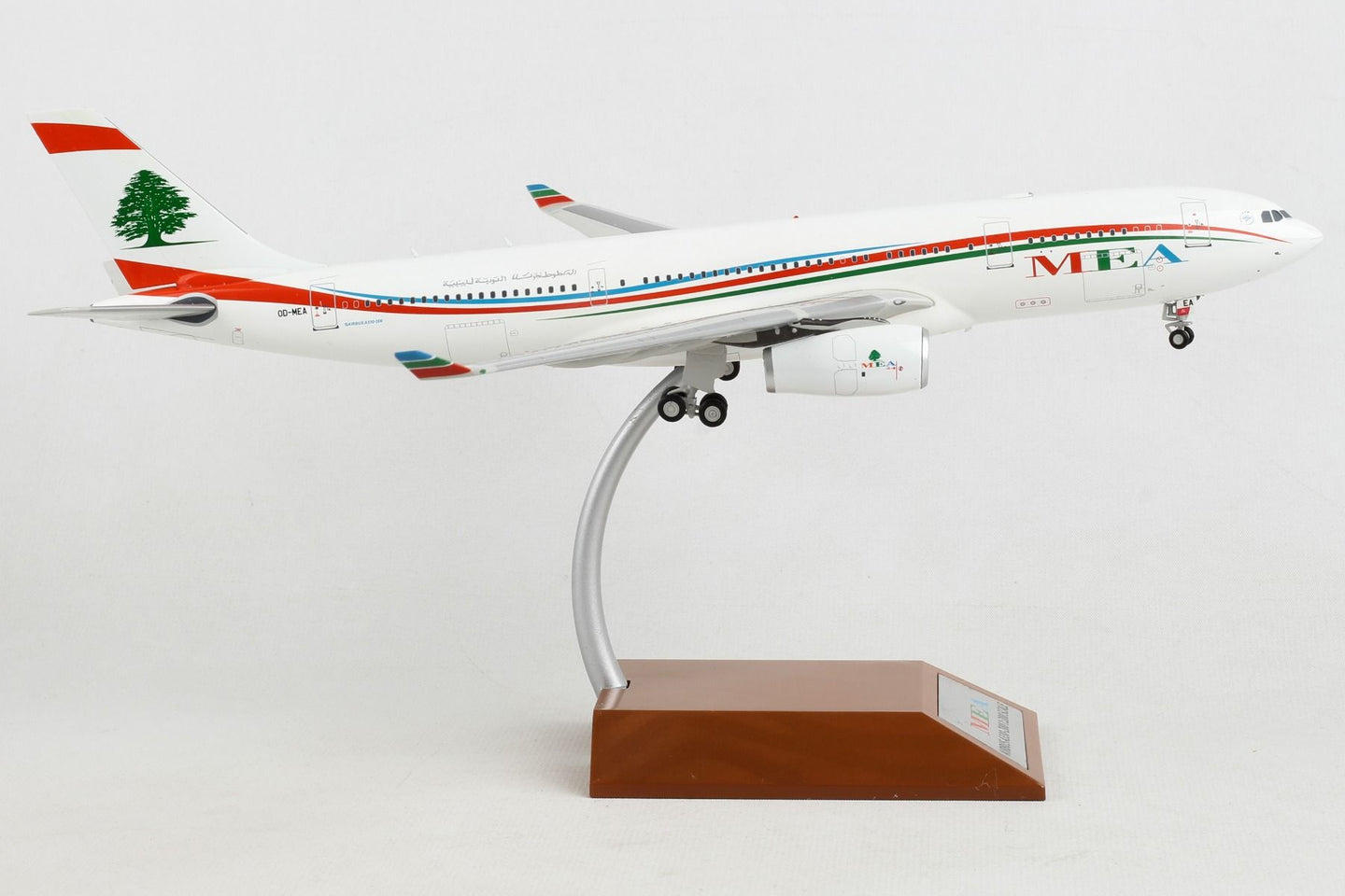INFLIGHT 200 A330-200 MIDDLE EAST AIRLINES REG: OD-MEA