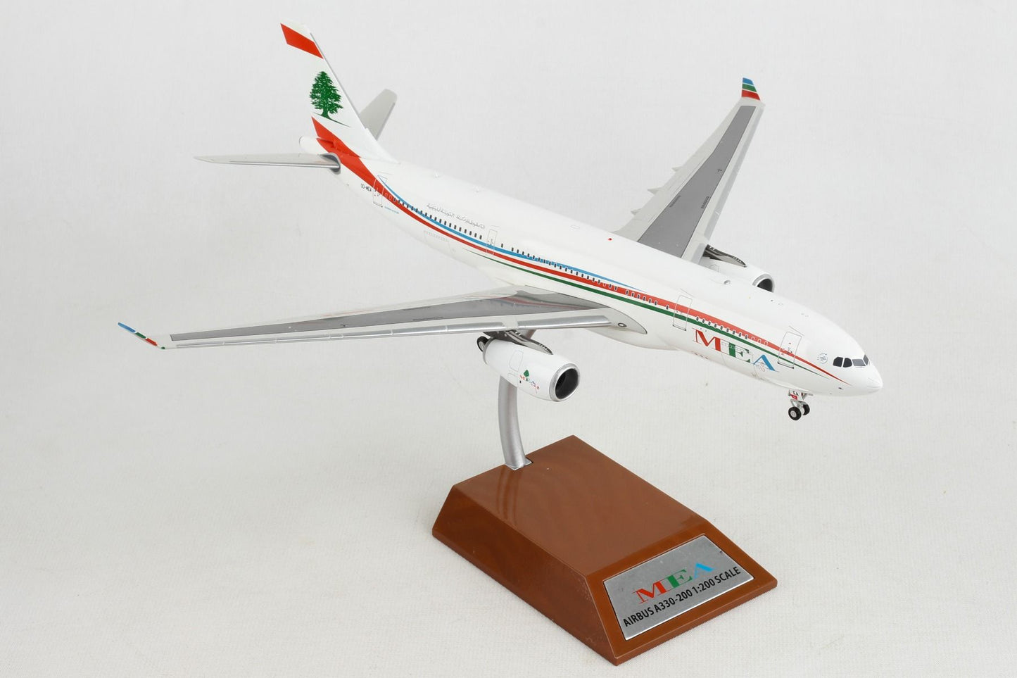 INFLIGHT 200 A330-200 MIDDLE EAST AIRLINES REG: OD-MEA
