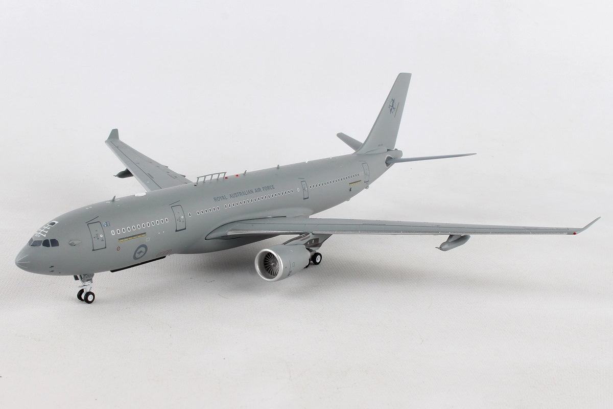 INFLIGHT 200 AIRBUS KC-30A (A330-203MRTT) AUSTRALIAN AIR FORCE REG: A39-004
