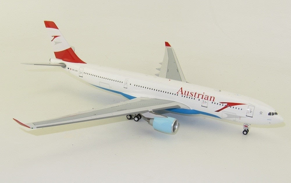 INFLIGHT 200 A330-223 AUSTRIAN AIRLINES REG: OE-LAN