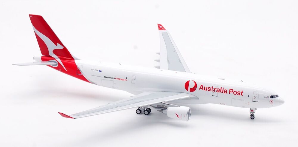 INFLIGHT 200 AIRBUS A330-202 (P2F) QANTAS FREIGHT REG: VH-EBF