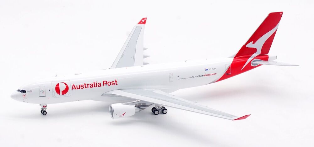 INFLIGHT 200 A330-203 QANTAS "PRIDE IS IN THE AIR" REG: VH-EBL