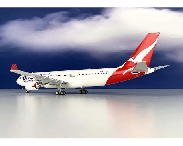 INFLIGHT 200 A330-200 QANTAS "ONE WORLD" REG: VH-EBV