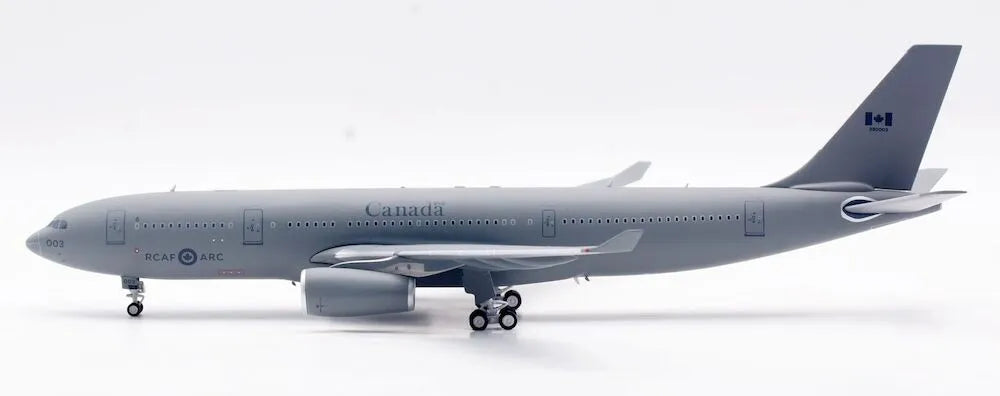 INFLIGHT 200 (A330-200) CANADA AIR FORCE HUSKY 330003 REG: CC-330