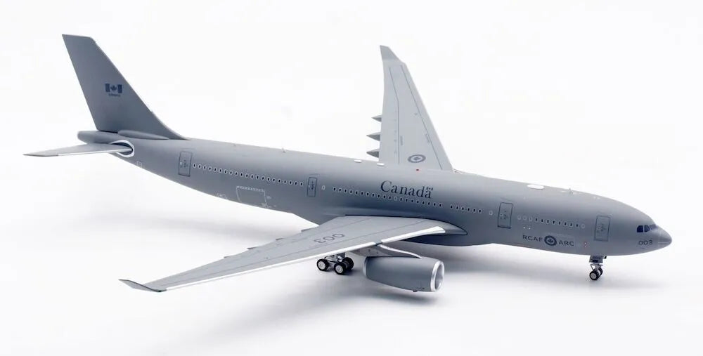 INFLIGHT 200 (A330-200) CANADA AIR FORCE HUSKY 330003 REG: CC-330