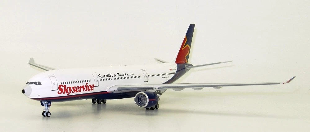 INFLIGHT 200 A330-300 SKYSERVICE AIRLINES REG: C-FBUS