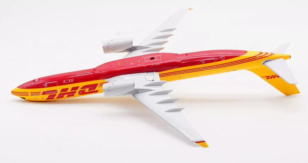 INFLIGHT 200 A330-343P2F DHL (EUROPEAN AIR TRANSPORT - EAT) REG: D-AJFK