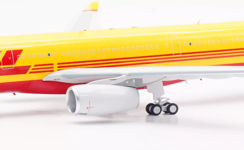 INFLIGHT 200 A330-343P2F DHL (EUROPEAN AIR TRANSPORT - EAT) REG: D-AJFK