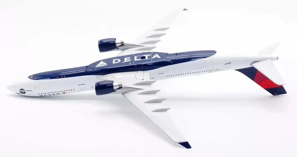 INFLIGHT 200 A330-323 DELTA AIR LINES REG: N802NW
