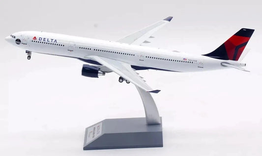 INFLIGHT 200 A330-323 DELTA AIR LINES REG: N802NW